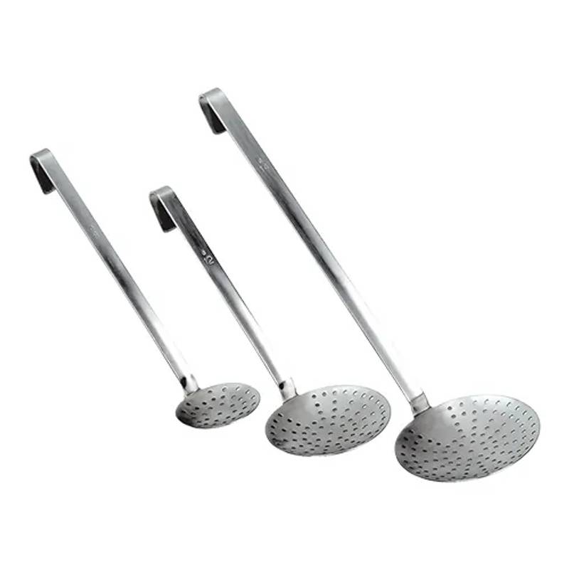 Ecumoire diametre 14cm inox longueur 50cm d'une piece