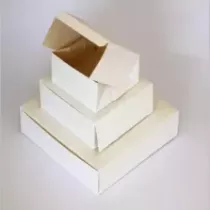 Boites de patisserie 17x17x8cm blanc