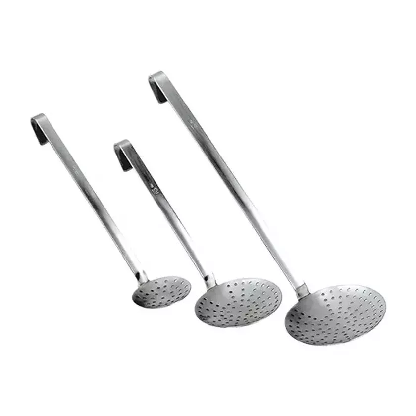 Ecumoire diametre 12cm inox longueur 45cm d'une piece