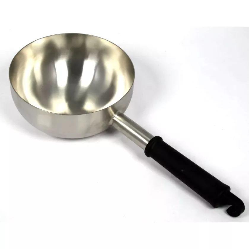 Pelle main ronde 2L inox diametre 200mm manche 20cm